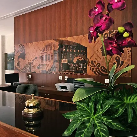 Palace Asturias & Hotel