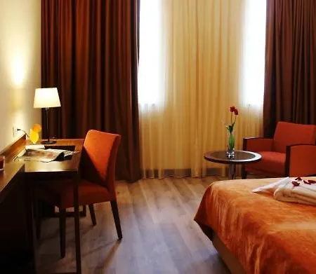 Palace Asturias & Hotel