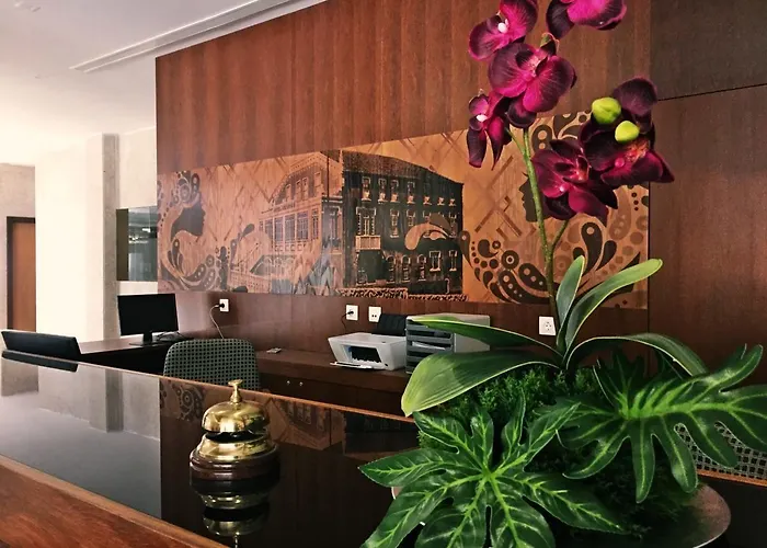 Palace Asturias & Hotel