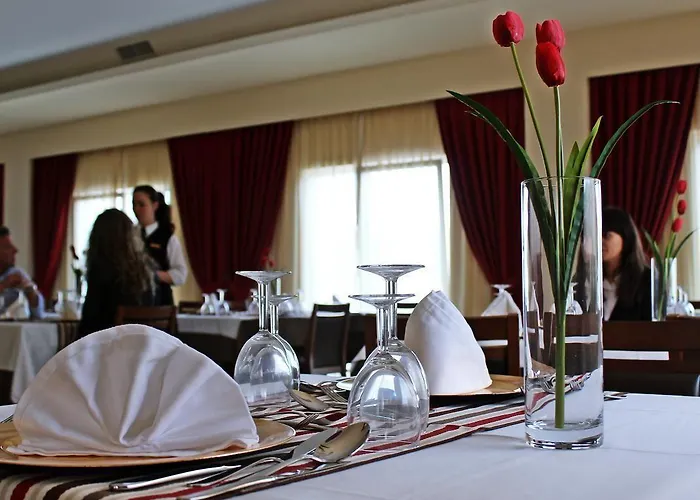 Palace Asturias & 4*