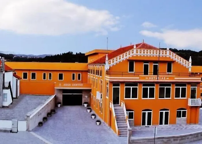 Palace Asturias & Hotel 4*